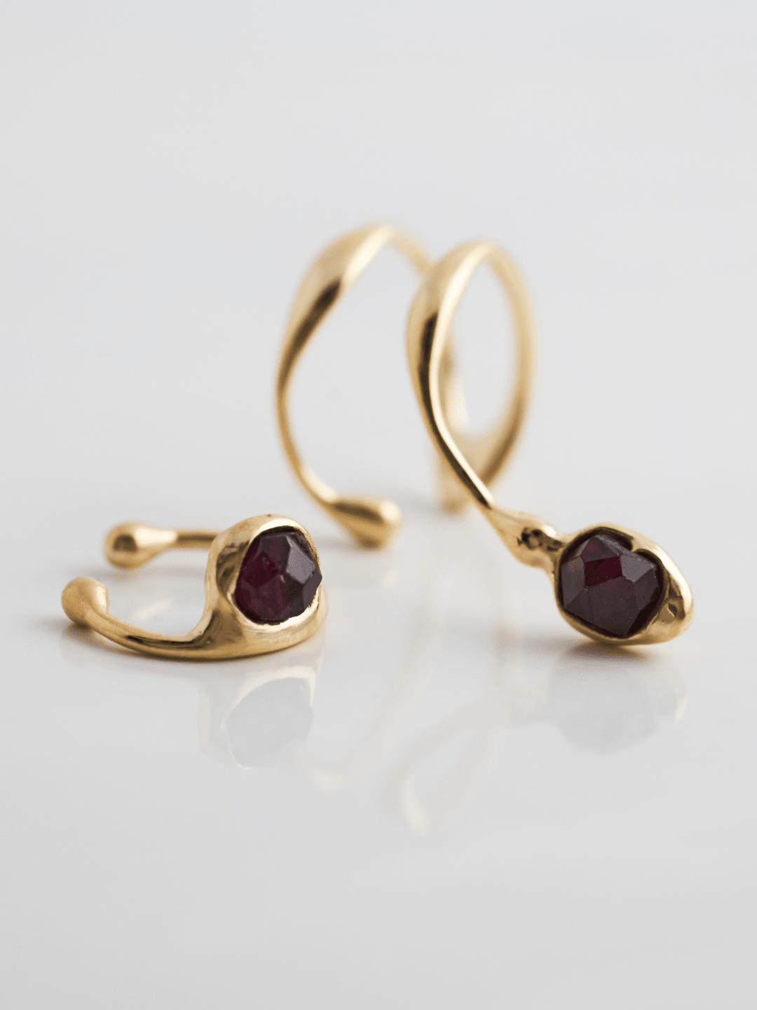 Janas Granat Set Earcuff-Set Nella & Sina