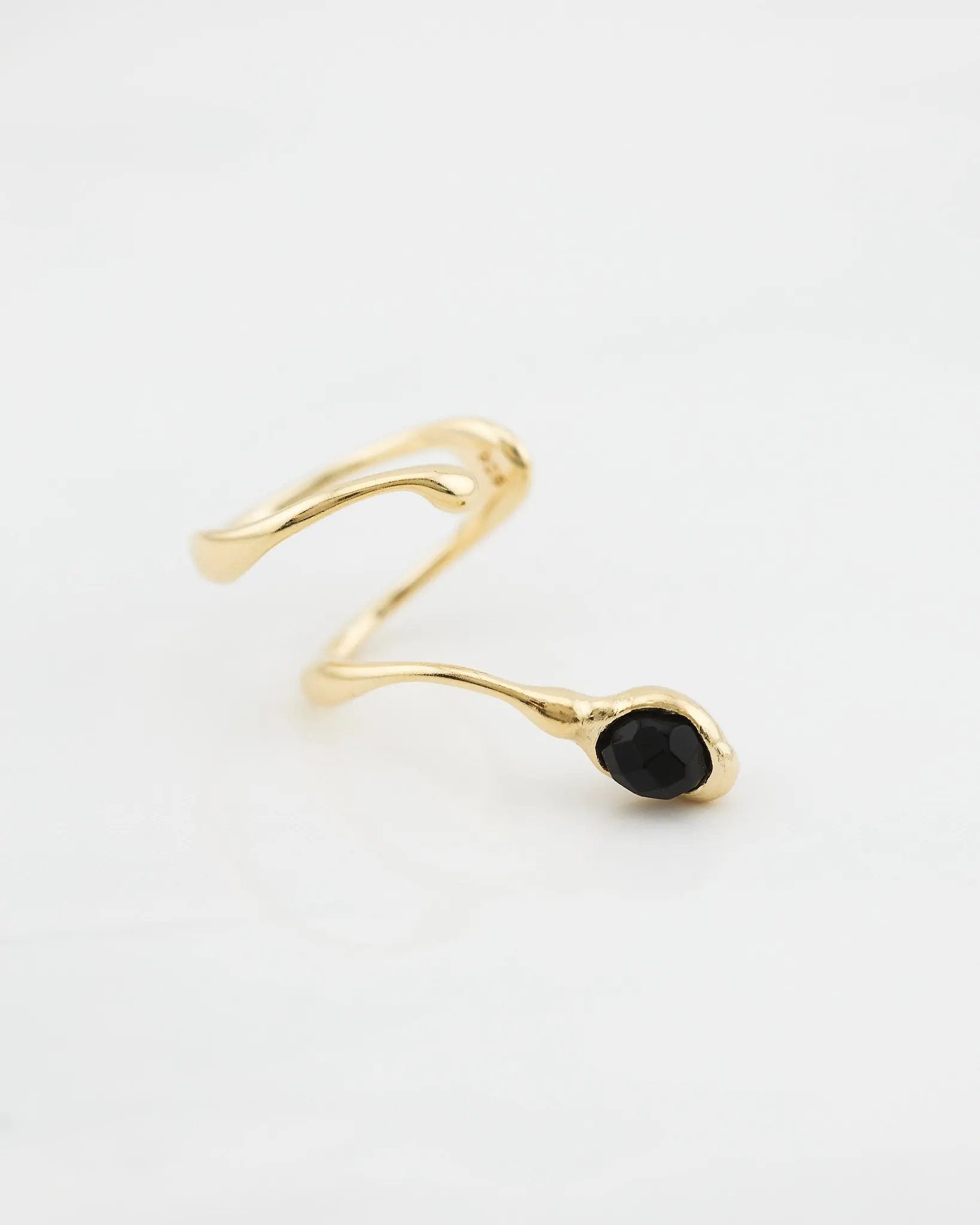 Jana Onyx Earcuff Nella & Sina