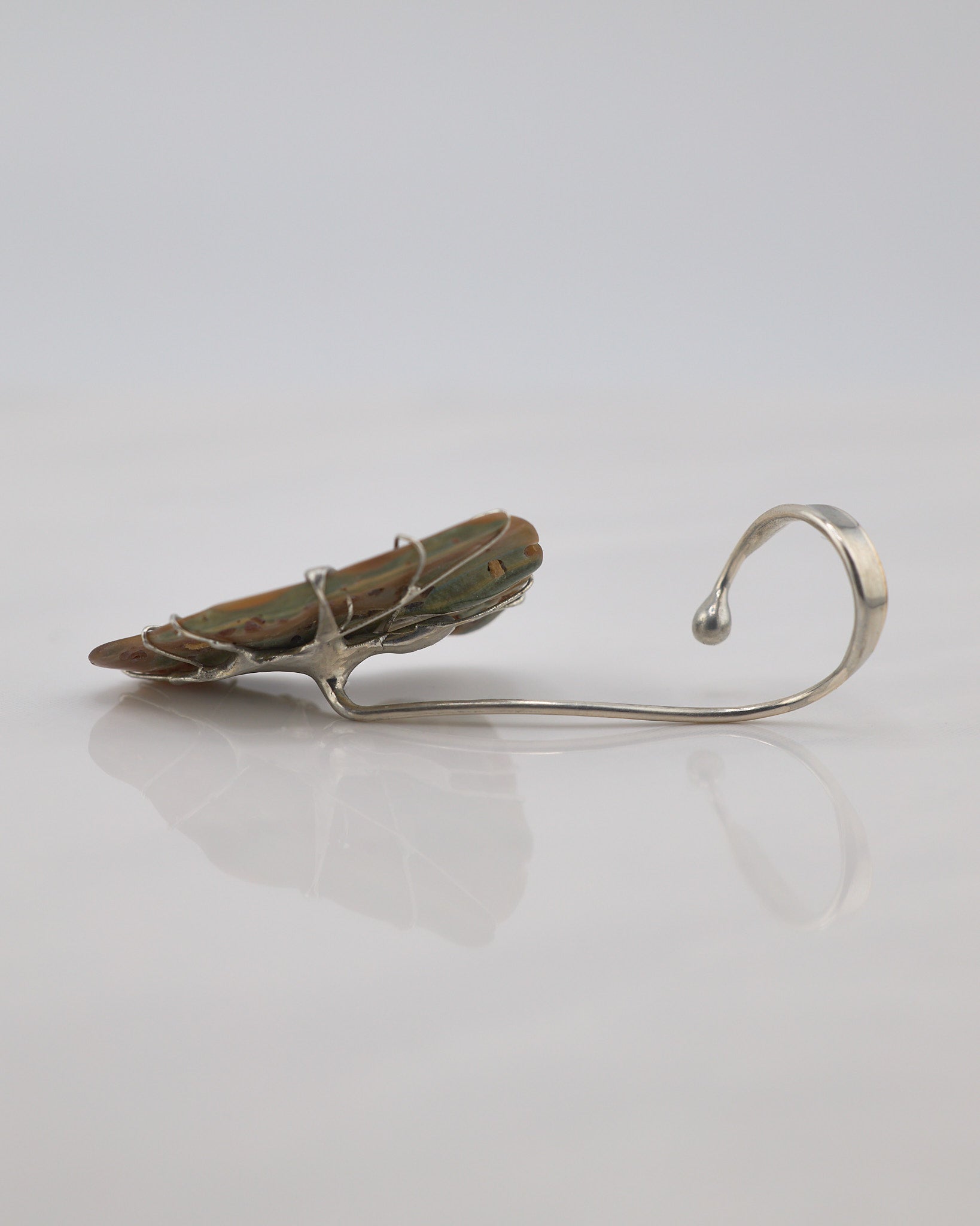 Theodosia Earcuff - Nella & Sina