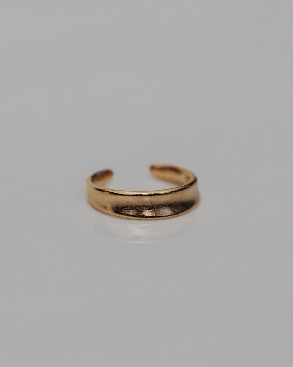 Ella Earcuff