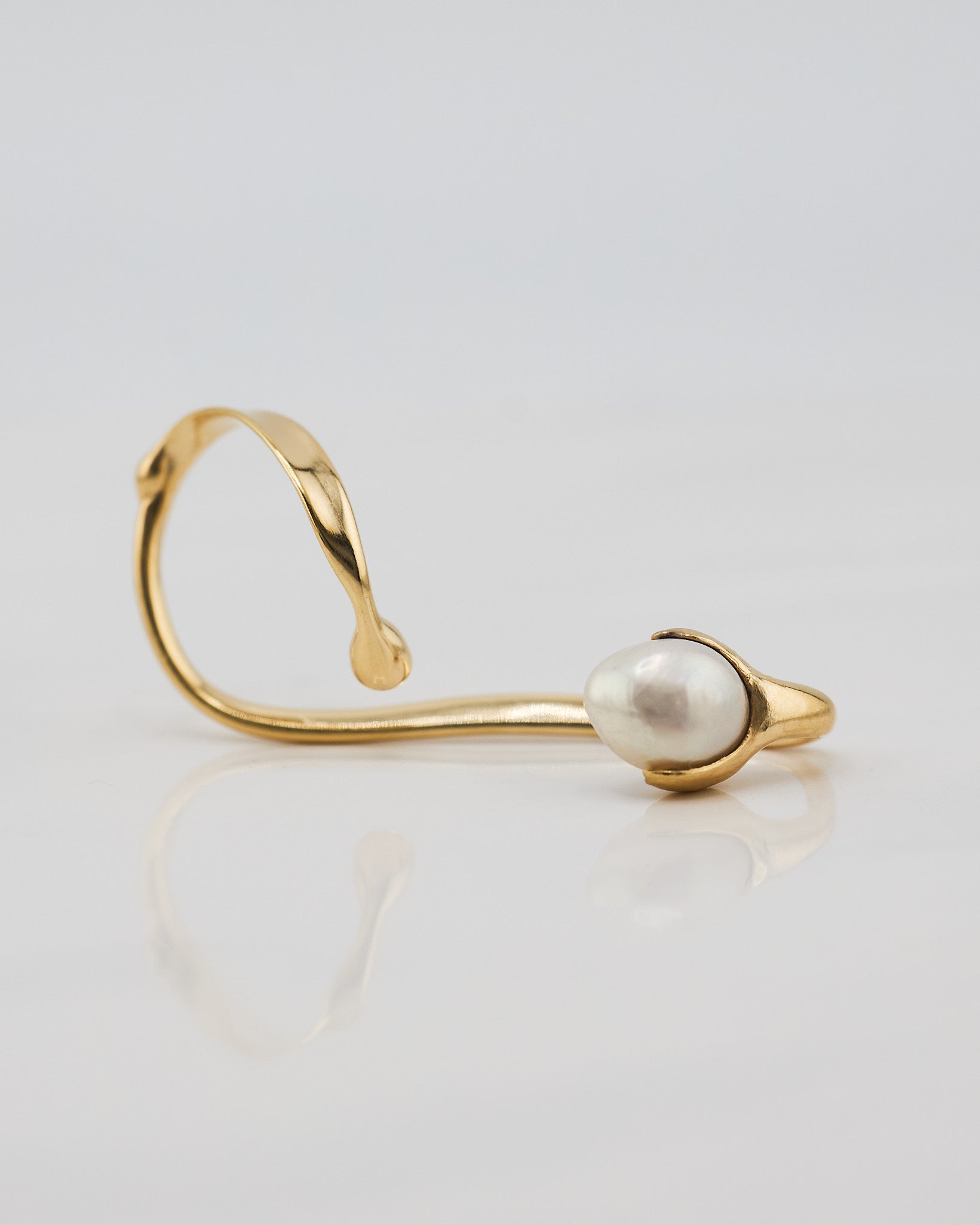 MAGNOLIA EARCUFF