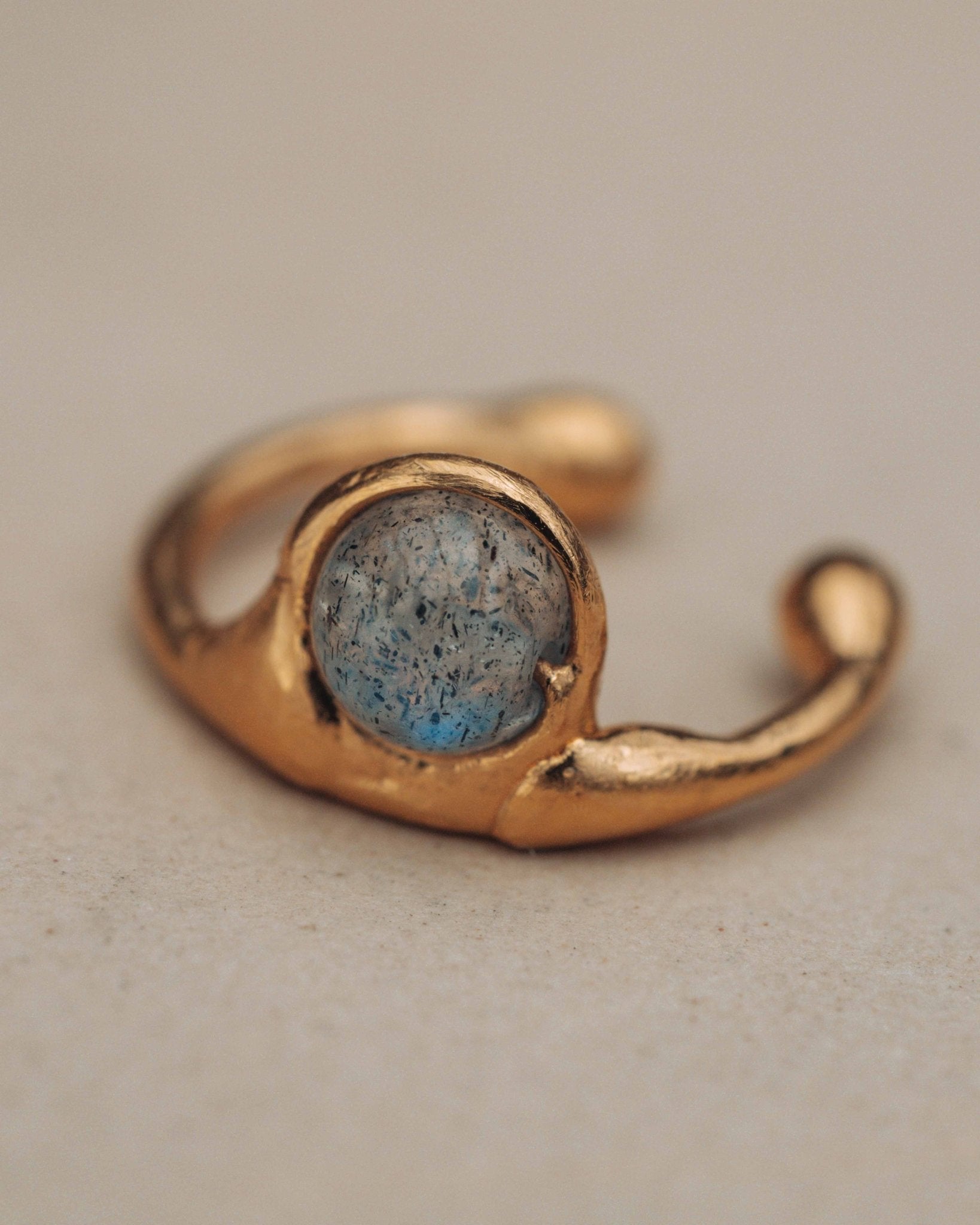 IVY Earcuff Labradorit Nella & Sina