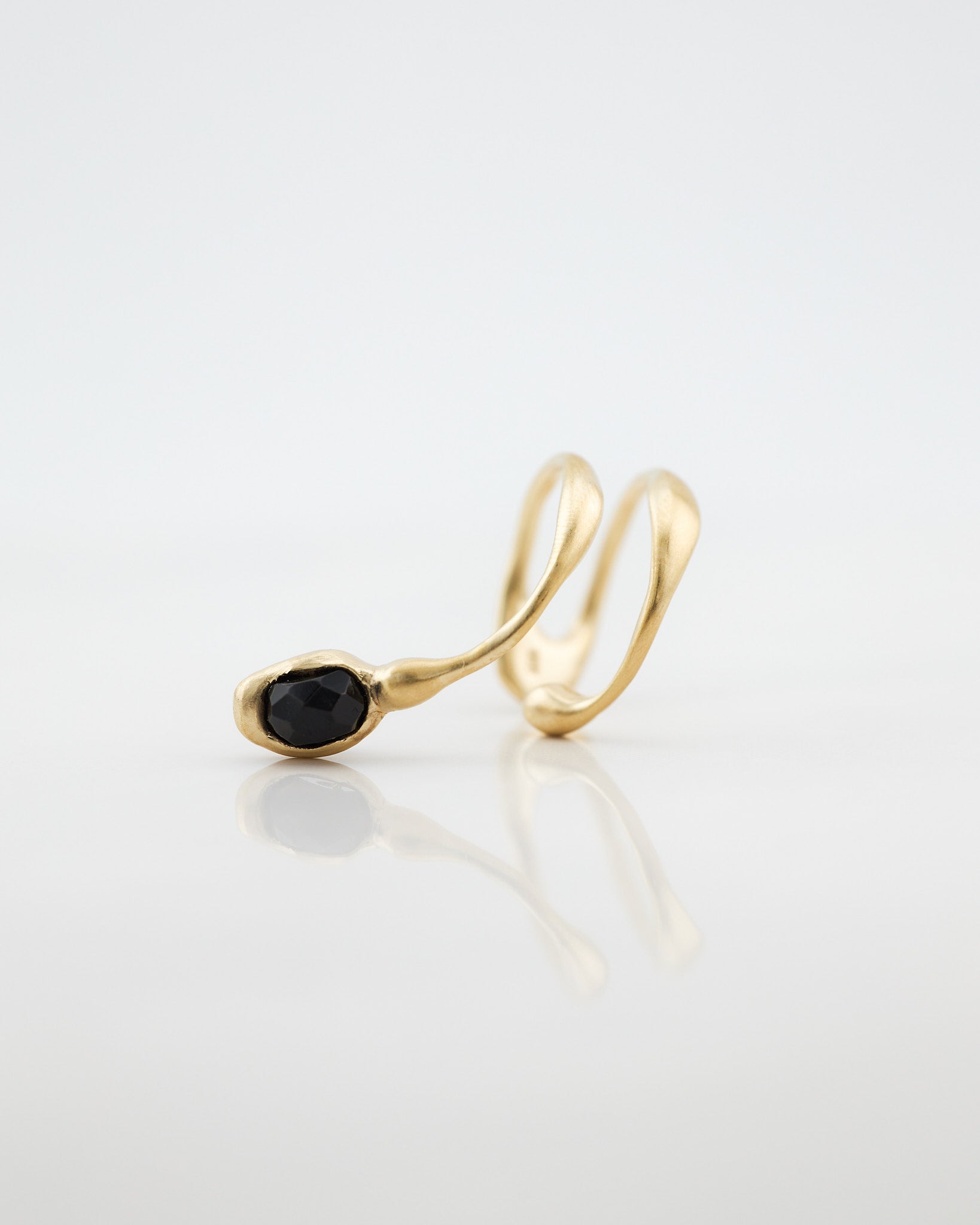 Jana Onyx Earcuff Nella & Sina
