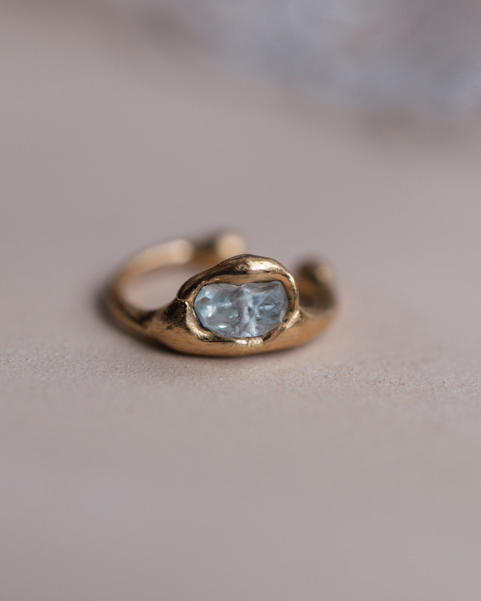 MILA Earcuff Aquamarin Nella & Sina