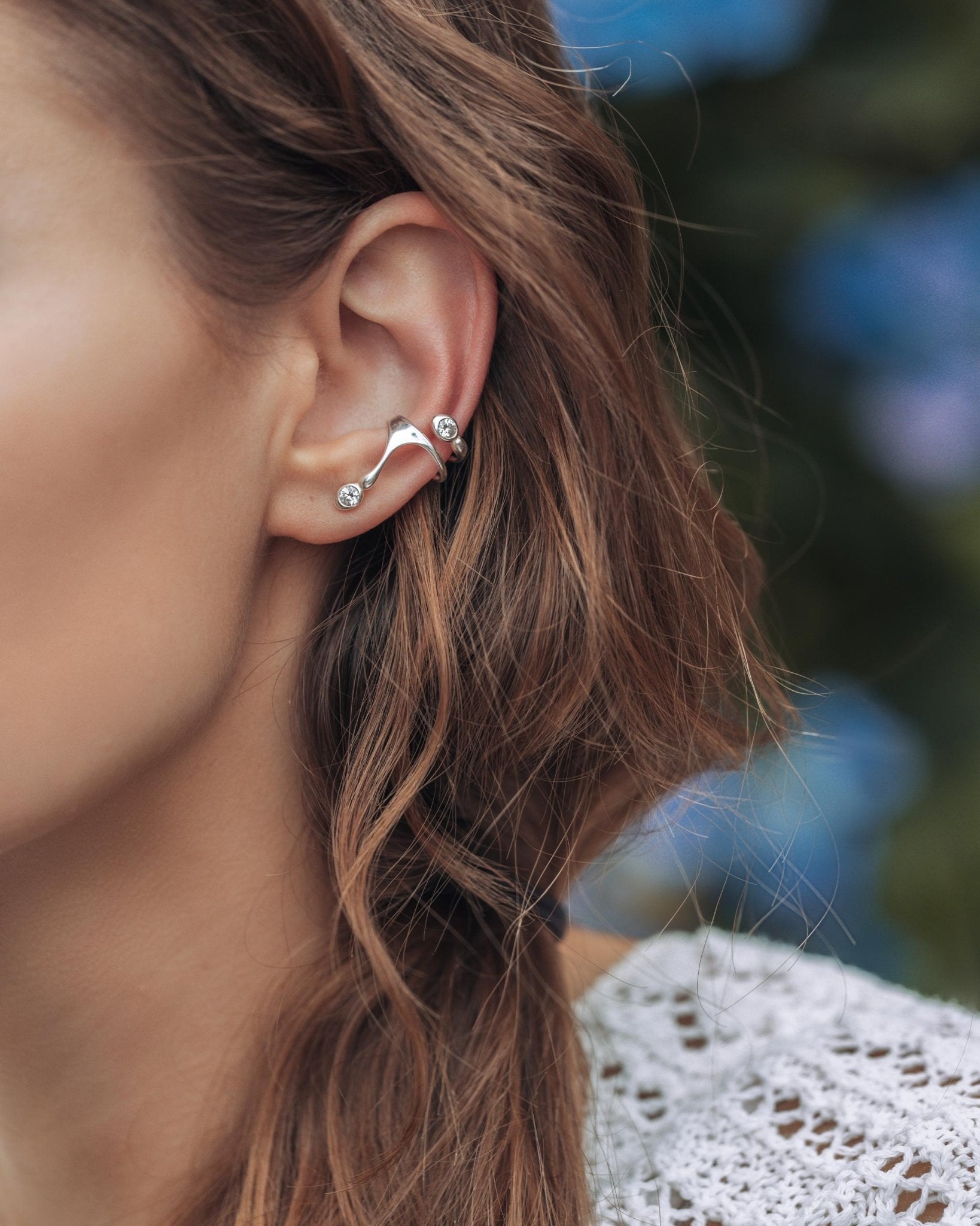 Marie Earcuff Nella & Sina