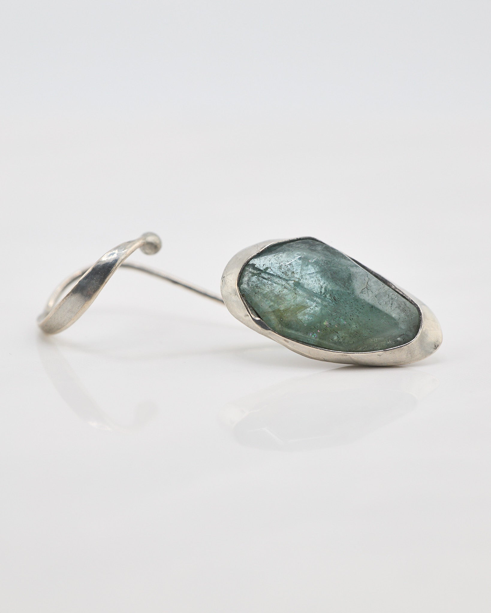 Medora Earcuff Nella & Sina