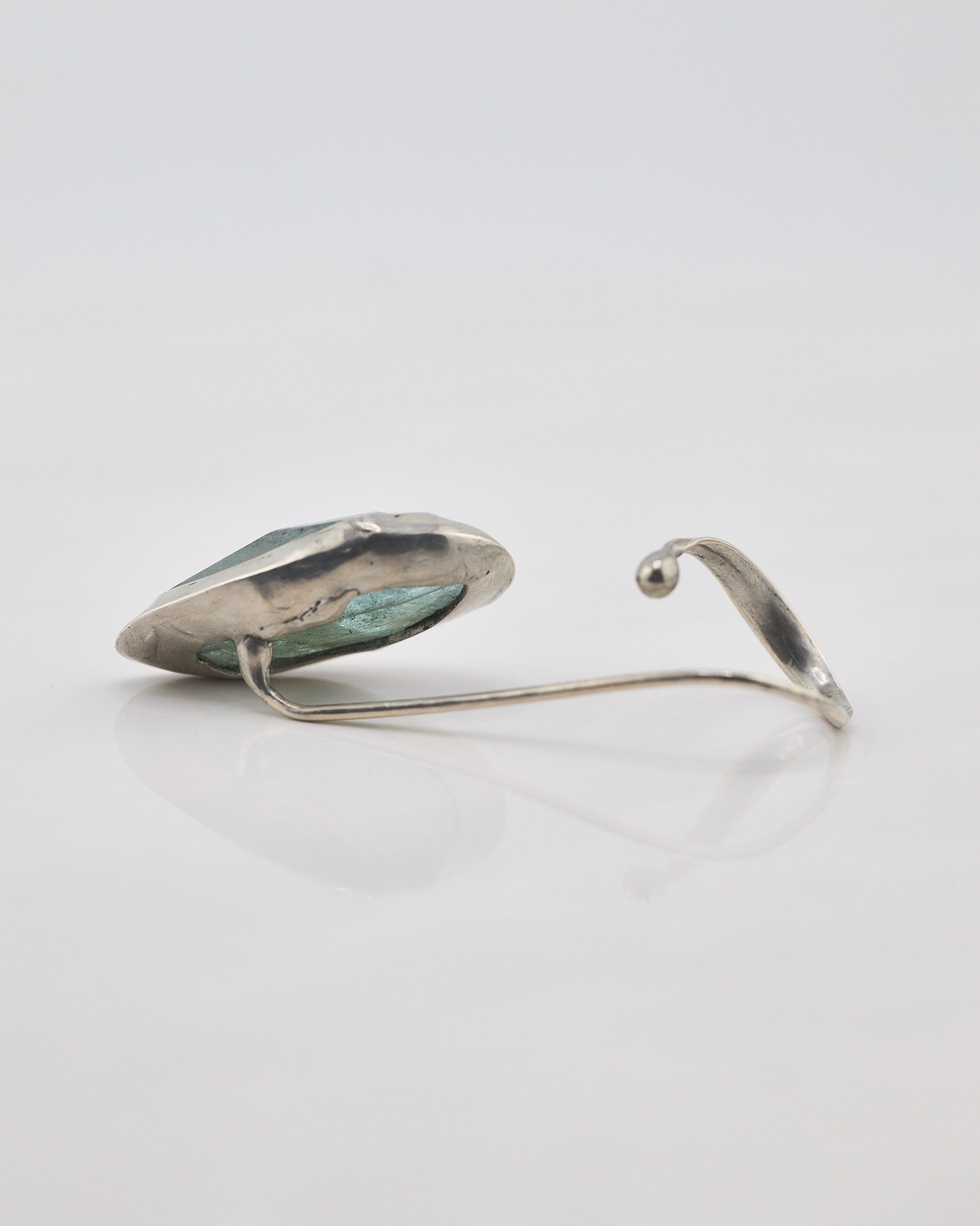 Medora Earcuff Nella & Sina