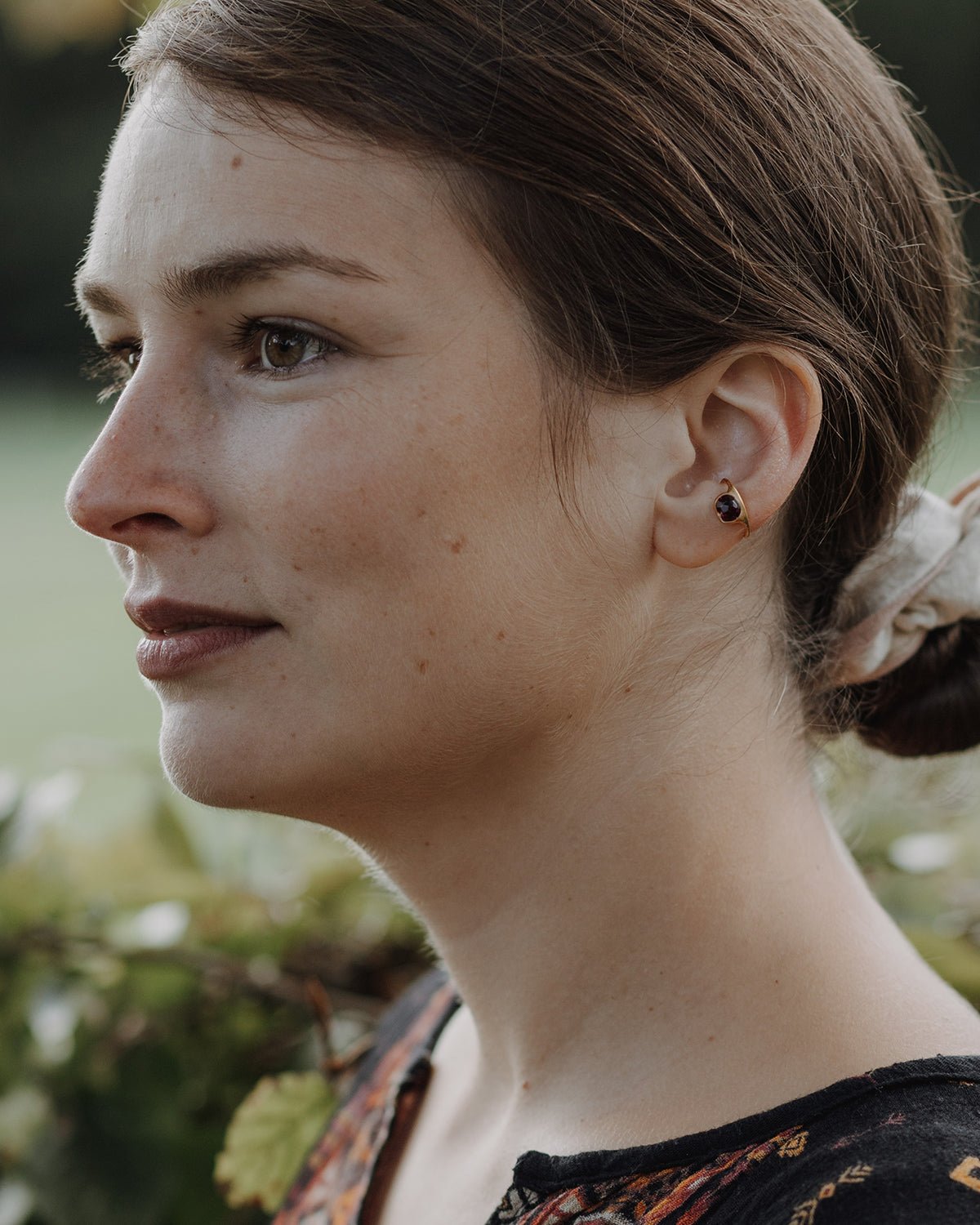 Janas Granat Set Earcuff-Set Nella & Sina