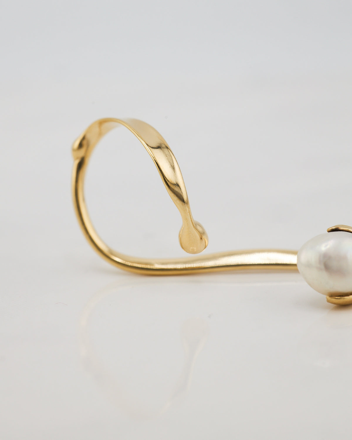MAGNOLIA EARCUFF